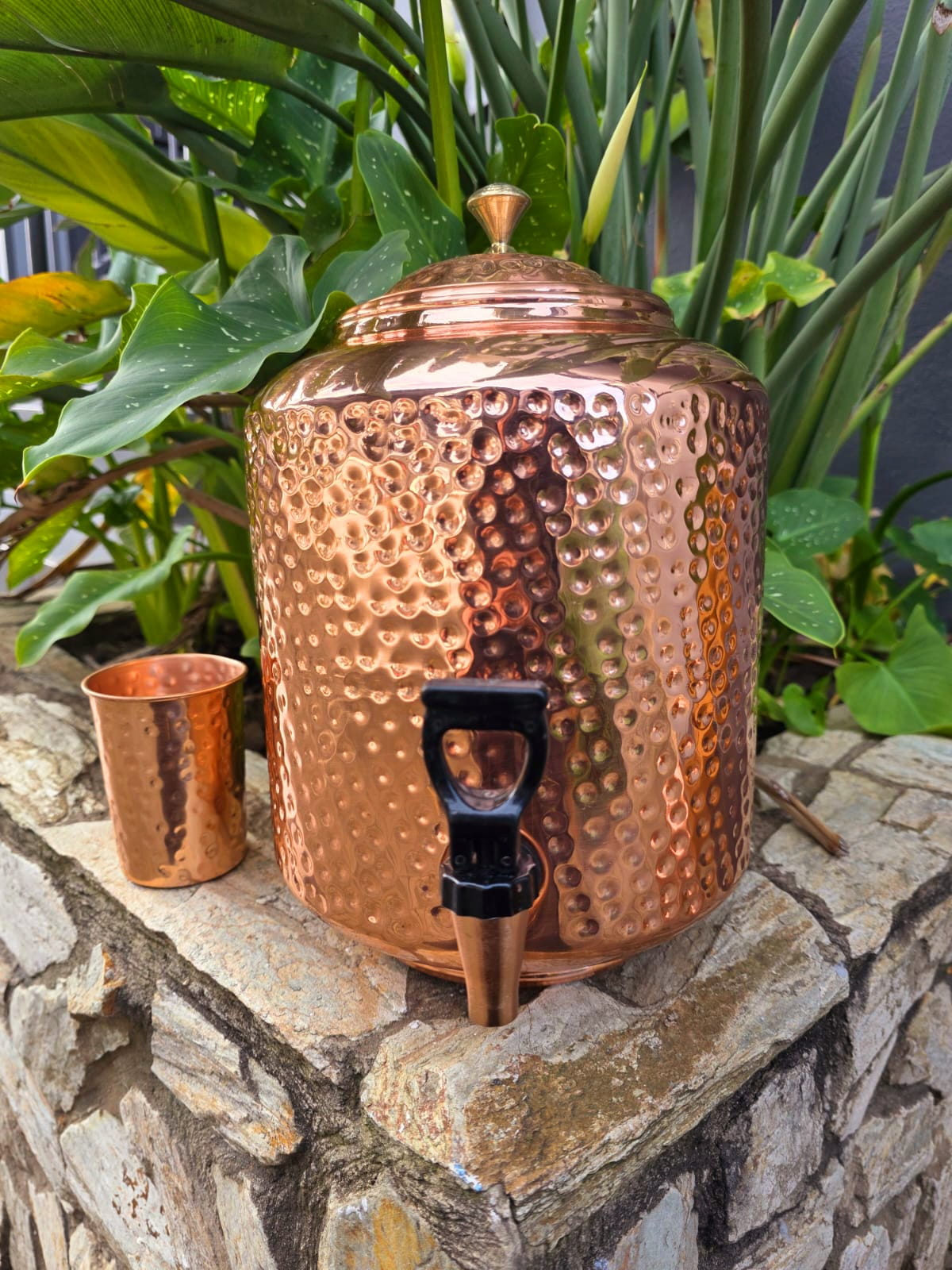 Dimple Copper Water Dispenser with Cup (8L)