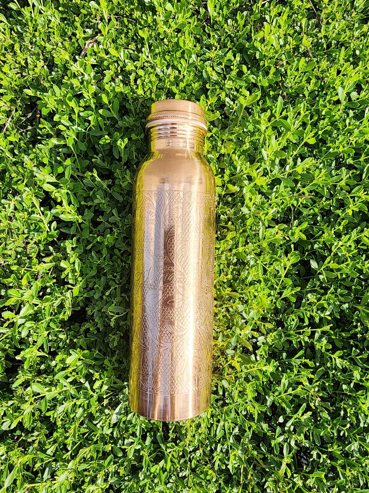 Mirror Finish Embossed Copper Bottle (900 ml)