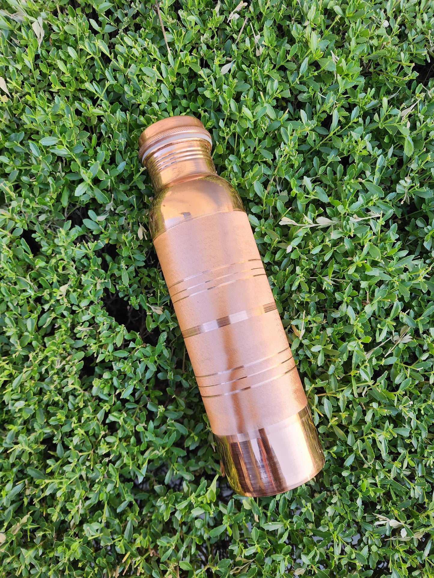 Smooth Mirror Finish Copper Water Bottle (900 ml)