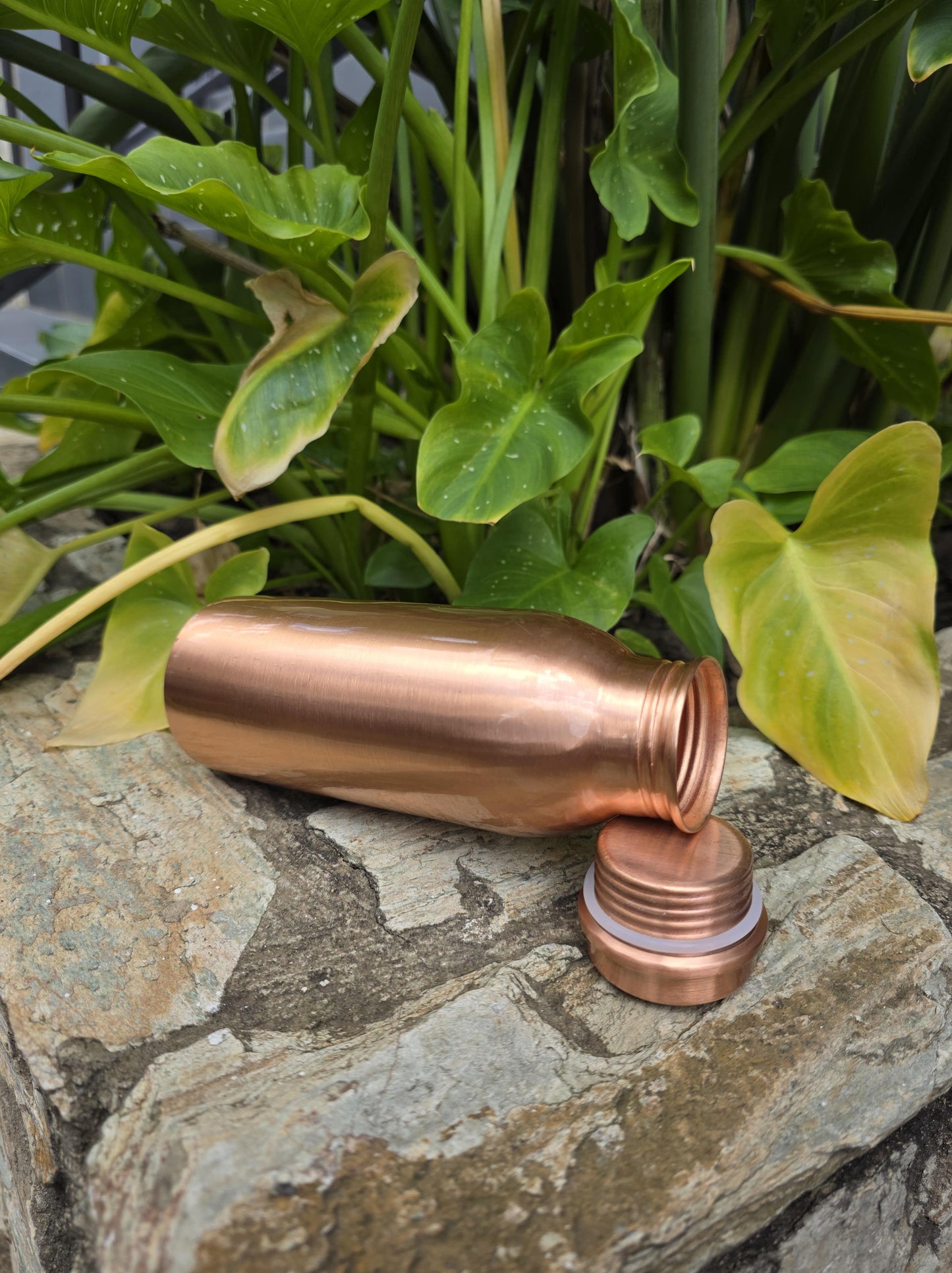 Small Smooth Copper Water Bottle (500 ml)