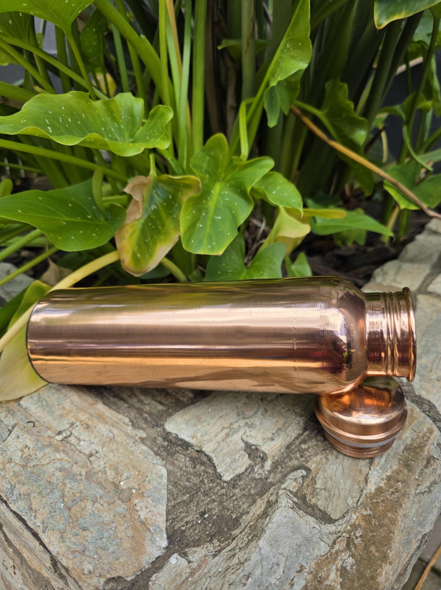 Plain Smooth Mirror Finish Copper Bottle (900 ml)