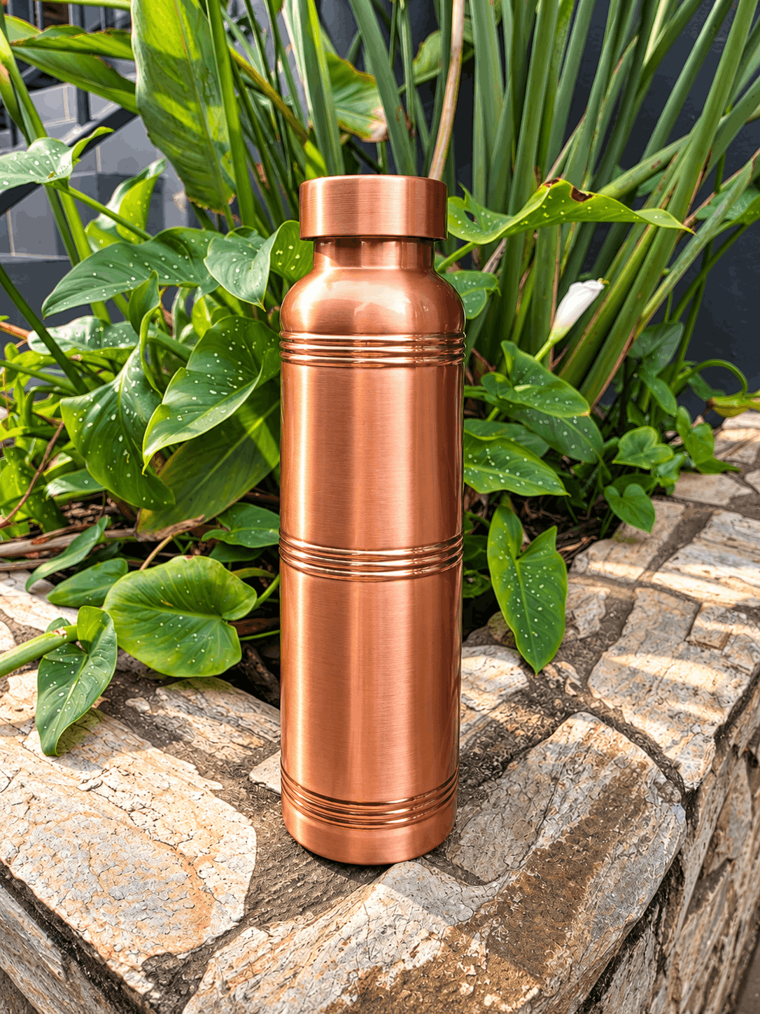The Dune - Premium 950 ml Copper Bottle