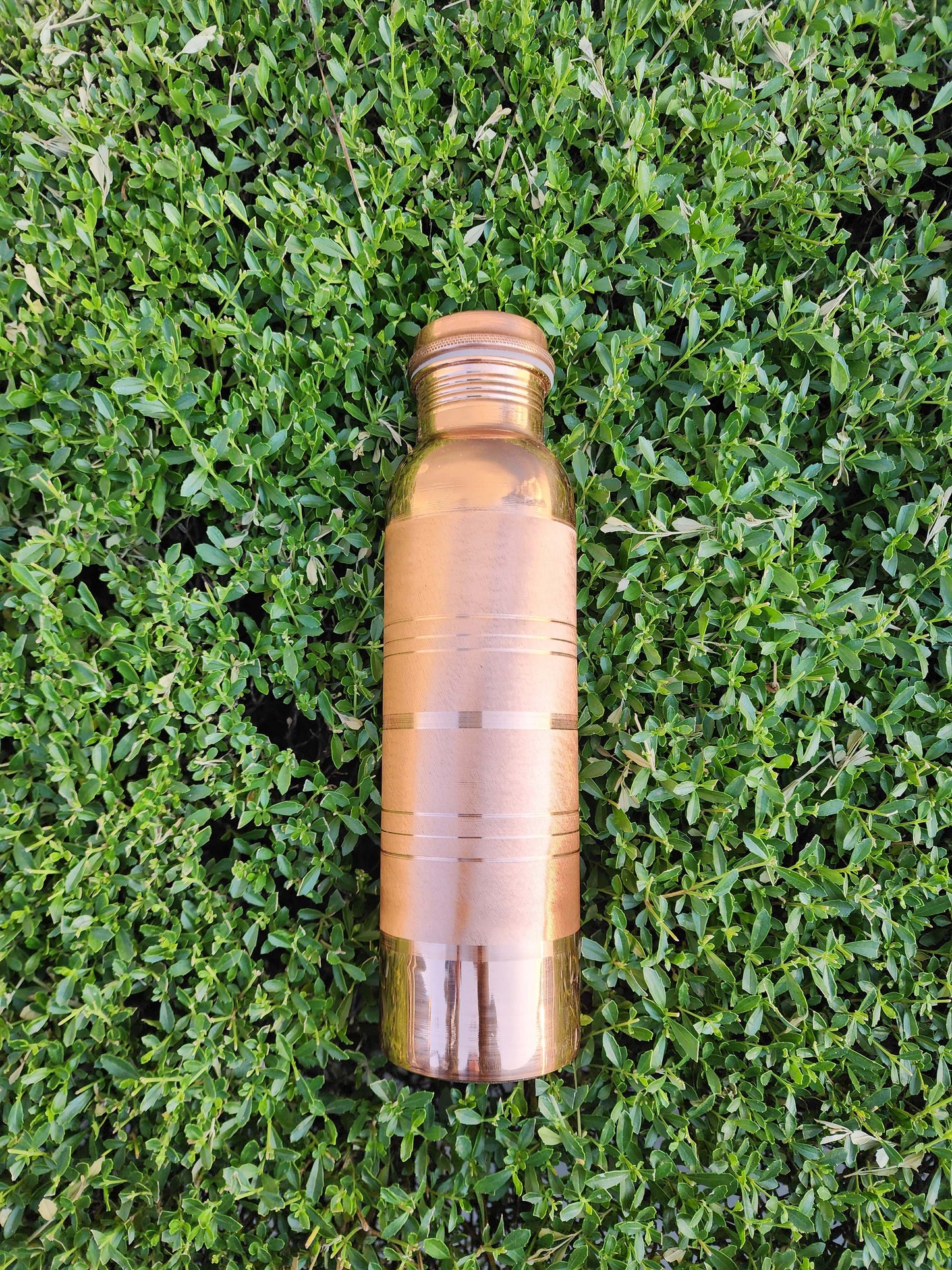 Smooth Mirror Finish Copper Water Bottle (900 ml)